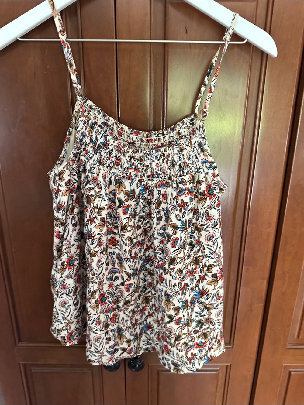 Evereve White Floral Smocked Spaghetti Strap Tank